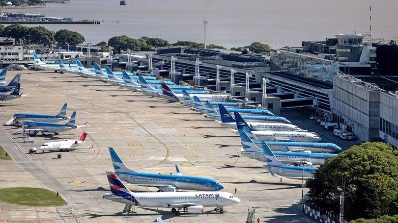 Aeroparque vuelve a operar tras 55 horas de cierre: a qué hora regresan los vuelos