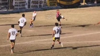 Directo al Puskas: marcó un gol de taco  en un torneo regional y el video se hizo viral