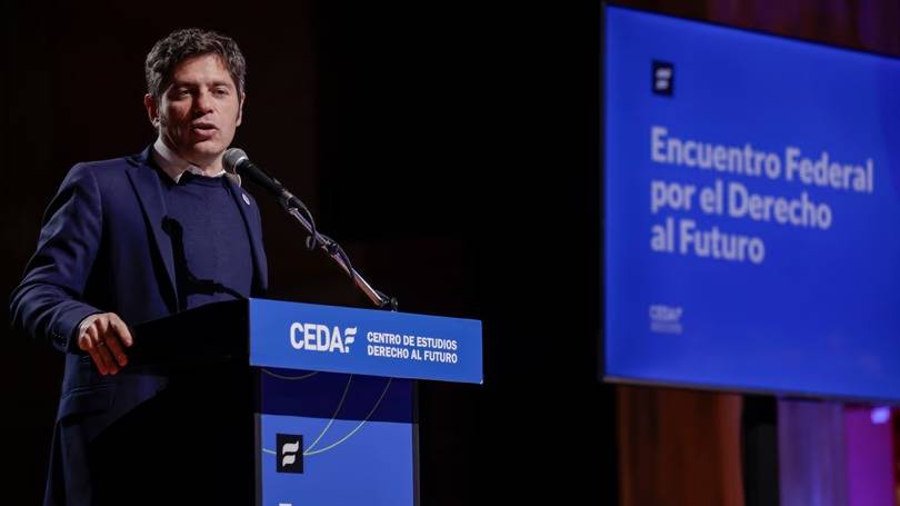 Kicillof prepara el lanzamiento nacional del Movimiento Derecho al Futuro con un plenario federal