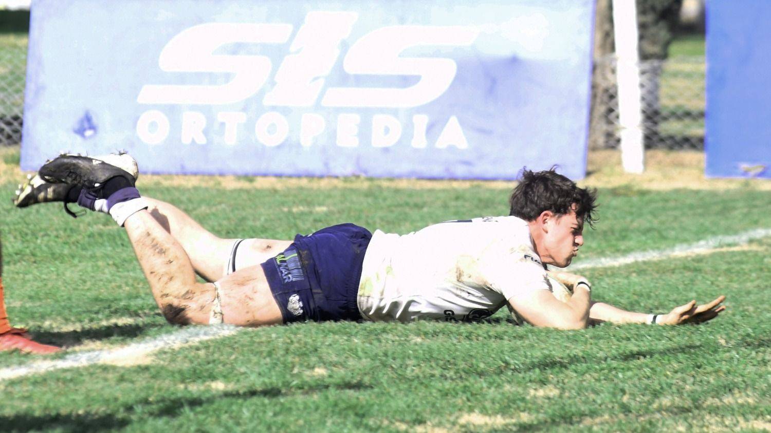 Regional A: Sportiva tuvo trabajo ante San Ignacio y Argentino padeció a Universitario