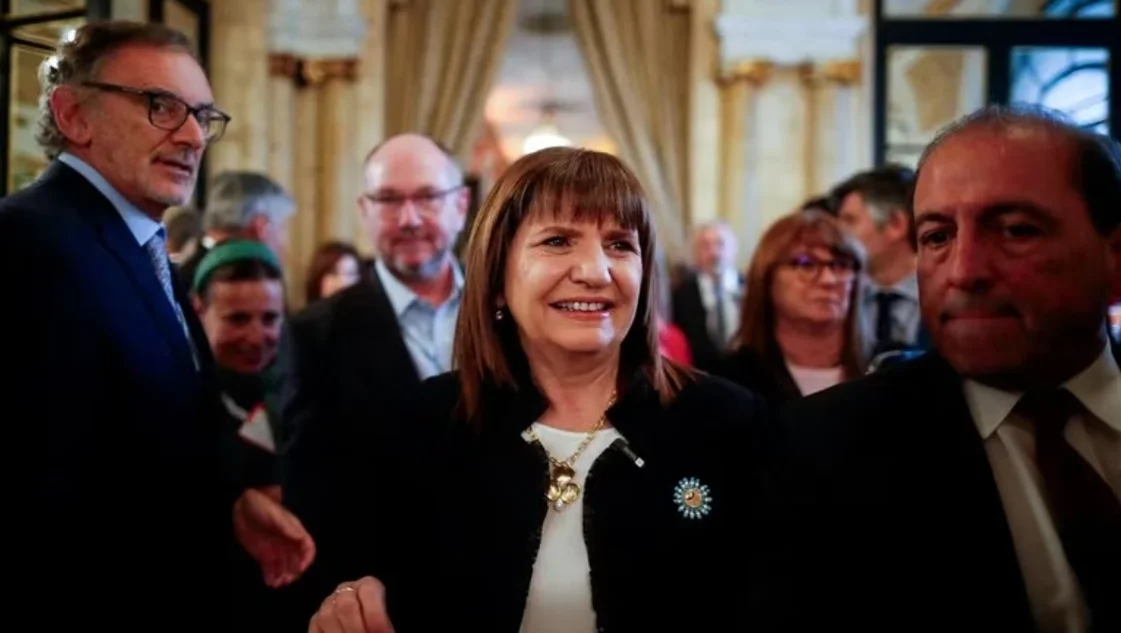 Patricia Bullrich reúne a los equipos de gobierno de Juntos por el Cambio Patricia Bullrich reúne a los equipos de gobierno de Juntos por el Cambio