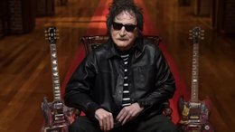 En el Día del Maestro, Charly García lanza su nuevo disco "La lógica del escorpión"