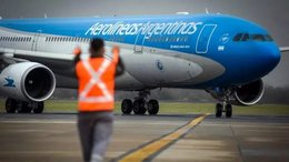 Aerolíneas Argentinas: entre los despidos y la esencialidad