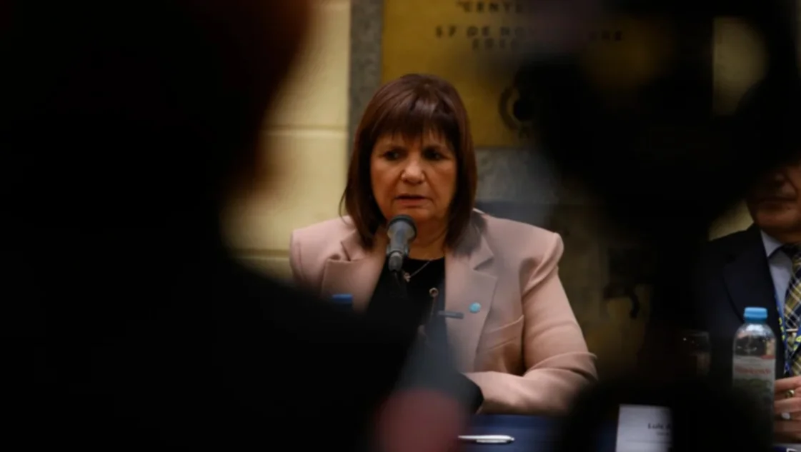La madre de la niña gaseada pidió que se cite a Bullrich a prestar declaración indagatoria