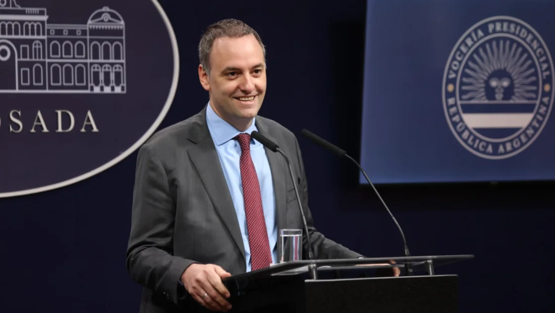 Adorni, a 9 meses de asumir: "La estabilidad de precios empieza a ser una realidad" Adorni, a 9 meses de asumir: "La estabilidad de precios empieza a ser una realidad"