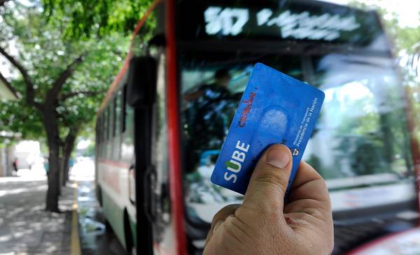 Vuelve a aumentar el boleto de colectivo en Bahía: cuánto pasará a ...
