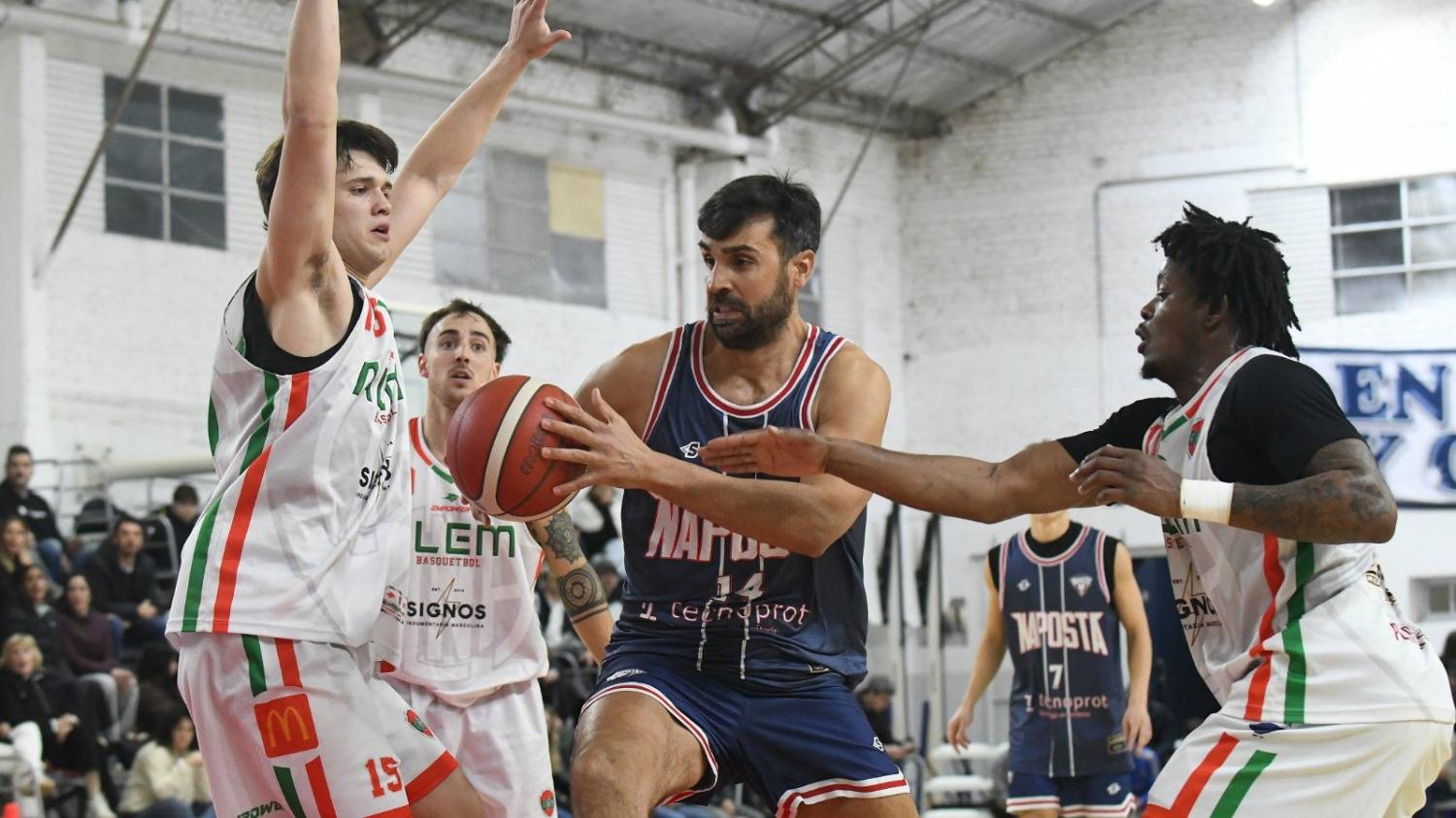 Napostá terminó sufriendo ante Alem y dependiendo de Diel hasta el final: 91-89