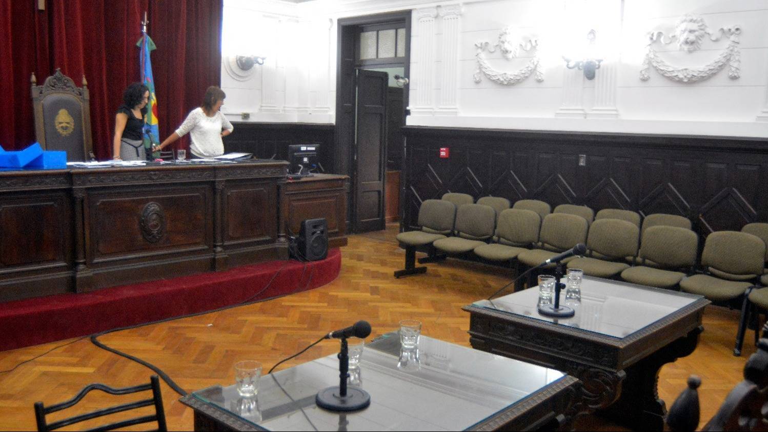 Lo declararon culpable de apuñalar a su vecino: exceso en la legítima defensa