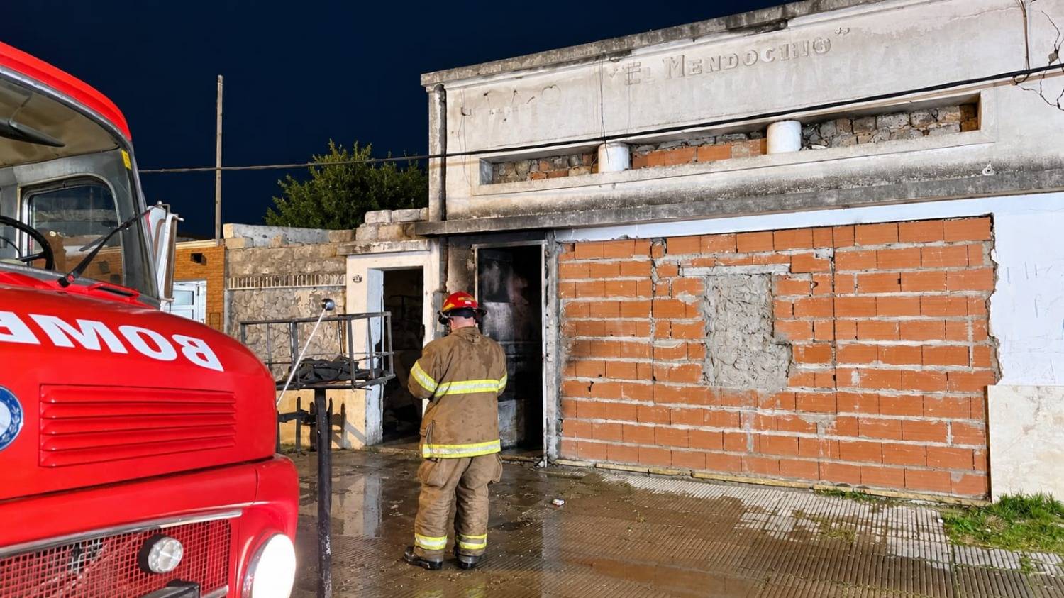 Sofocaron un incendio en la casa donde el viernes hubo un tiroteo