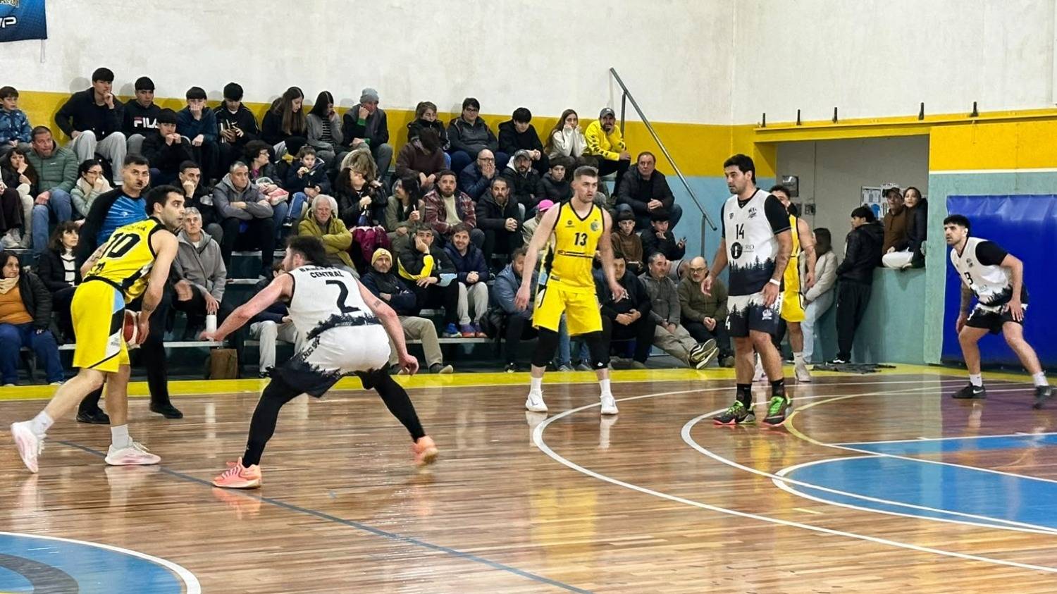 Barracas sumó doble en Médanos y ganaron los otros cinco de arriba por la LBB Bronce