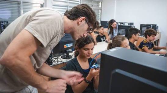 Estudiar para trabajar: la capacitación se convierte en una herramienta clave 