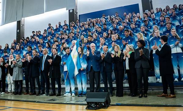 Argentina despidió a la delegación que competirá en los Juegos Suramericanos