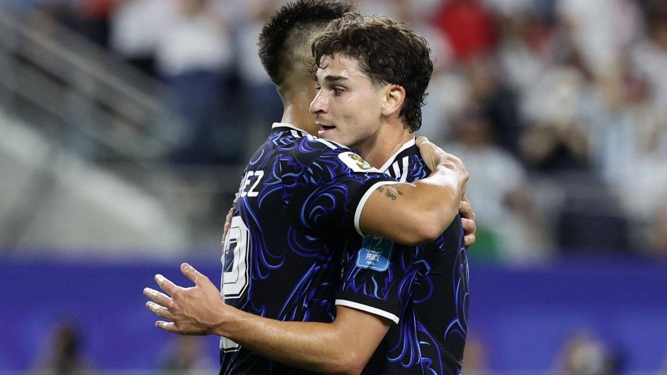 Respaldo de un goleador a otro: el mensaje de Lautaro Martínez a Julián Álvarez