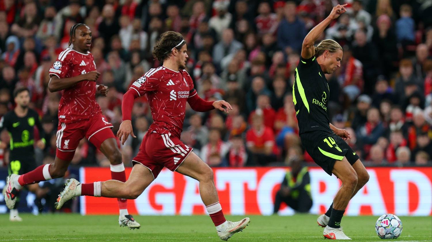 Champions: Con gol de Mac Allister, Liverpool le ganó a Atlético Madrid 2 a 1