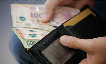 La inflación de los trabajadores bajó a 1,7%, pero el mayor golpe sigue siendo para los jubilados