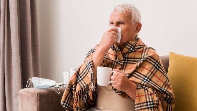 Por qué los adultos mayores tienen mayor riesgo frente a las infecciones respiratorias