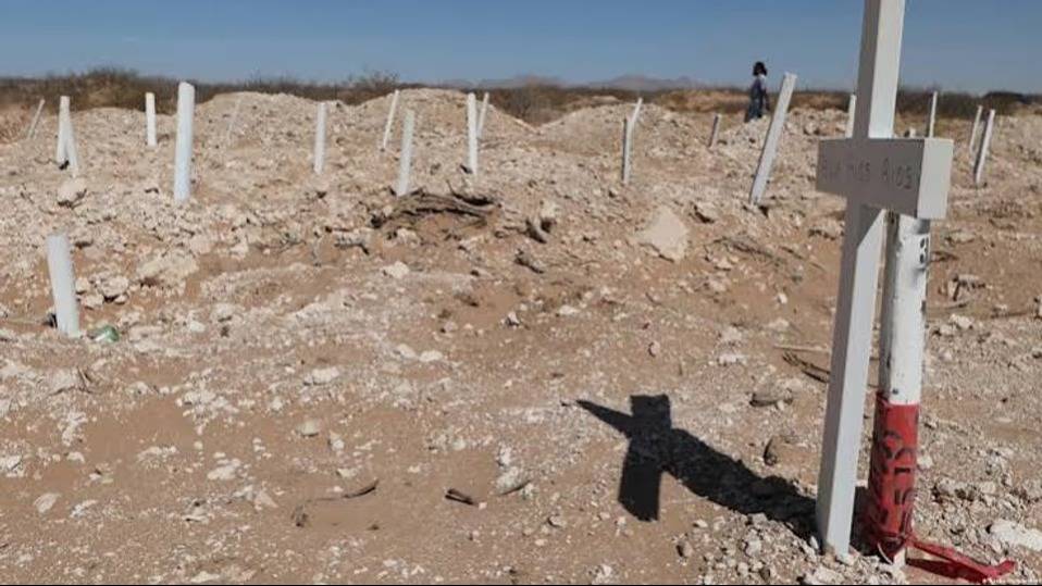 México: inhumaron 117 cuerpos "NN"