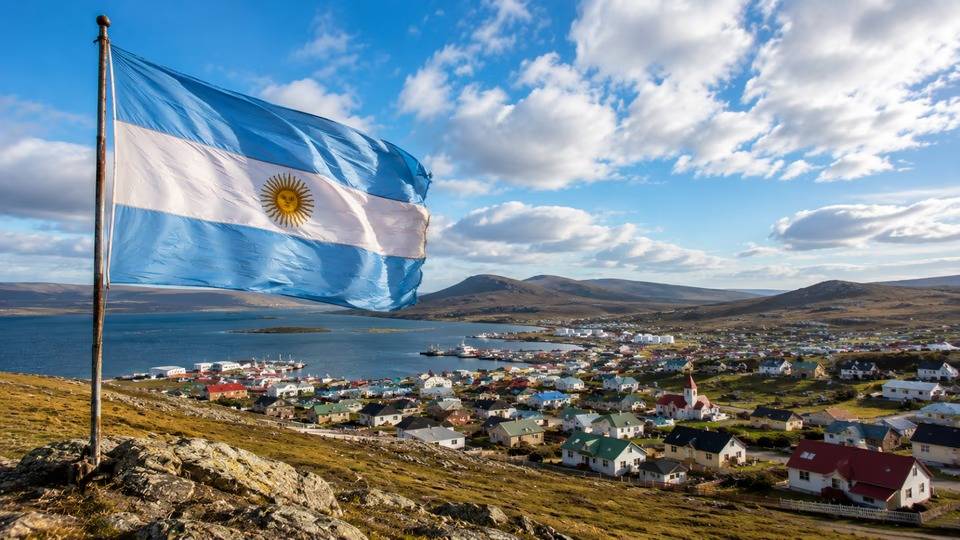 Malvinas: el Gobierno destinará más de $300.000 millones para la construcción de la Base Naval