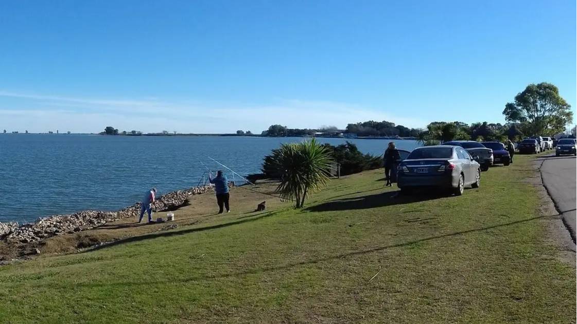 Encontraron muerto a un cuarto pescador tras el naufragio en Laguna del Monte: queda uno desaparecido