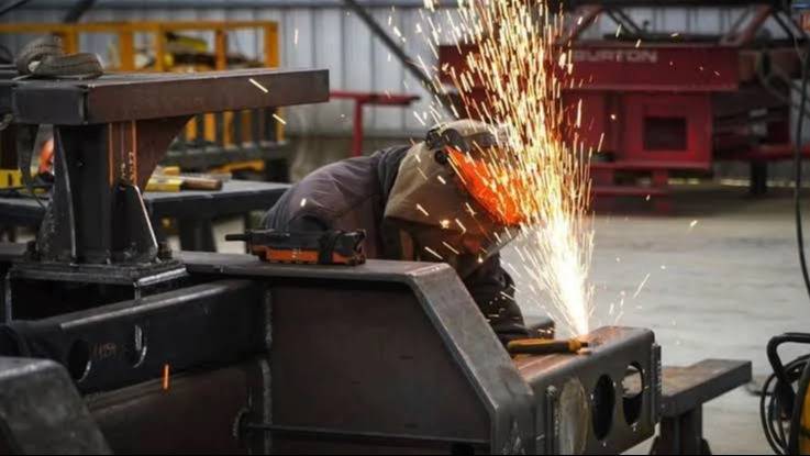 El sector privado perdió cerca de 46.000 empleos en el primer semestre de 2026