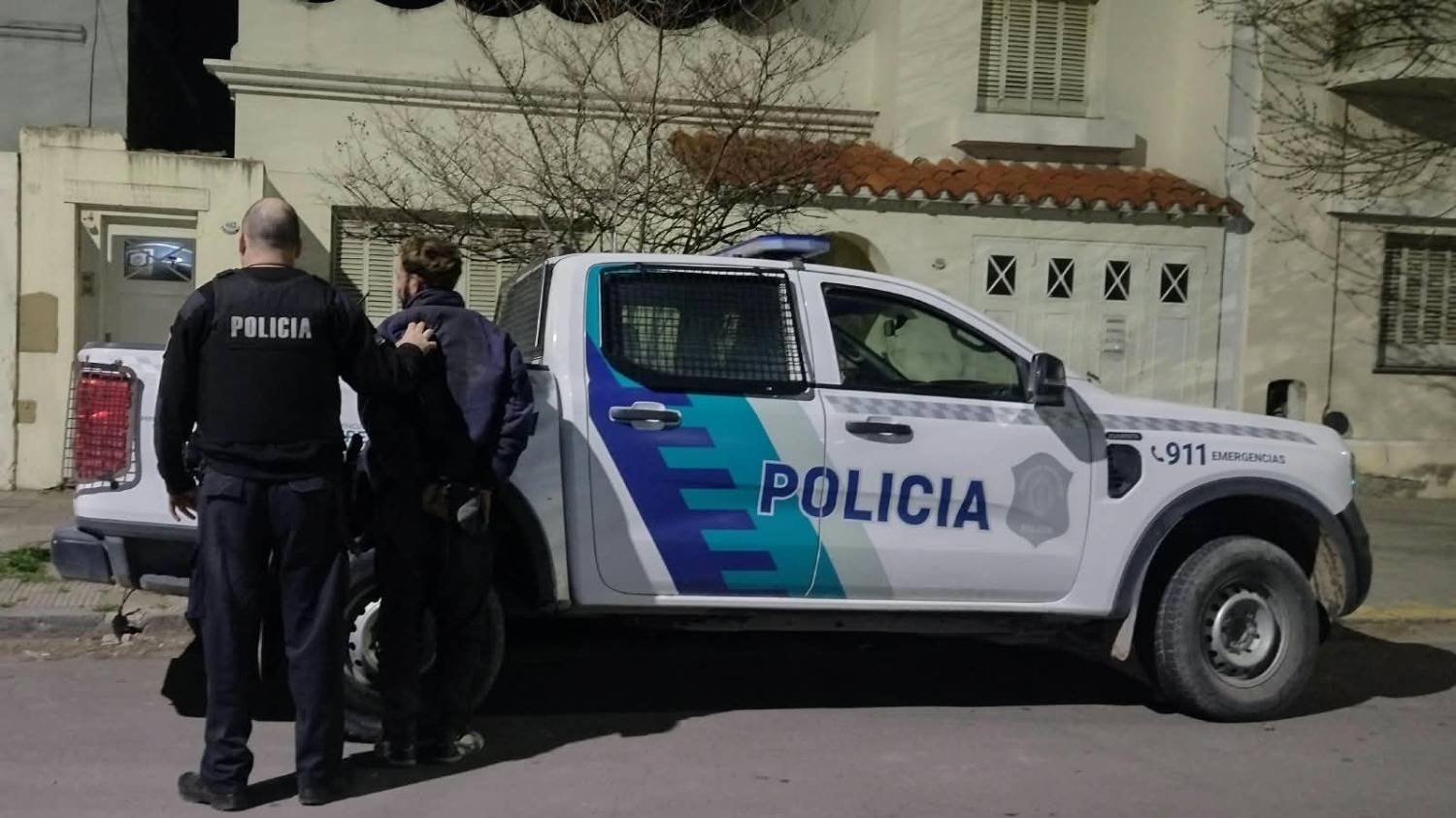 Lo acusan de robar combustible de dos colectivos del transporte de pasajeros