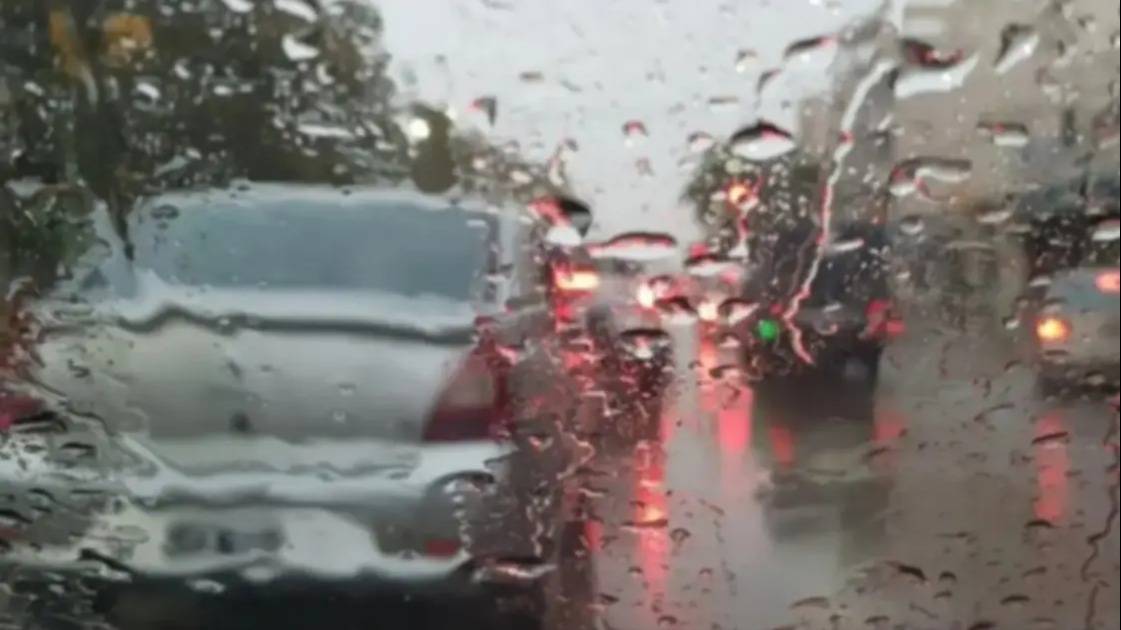 Lluvia y viento: nuevo doble alerta meteorológico para este fin de semana