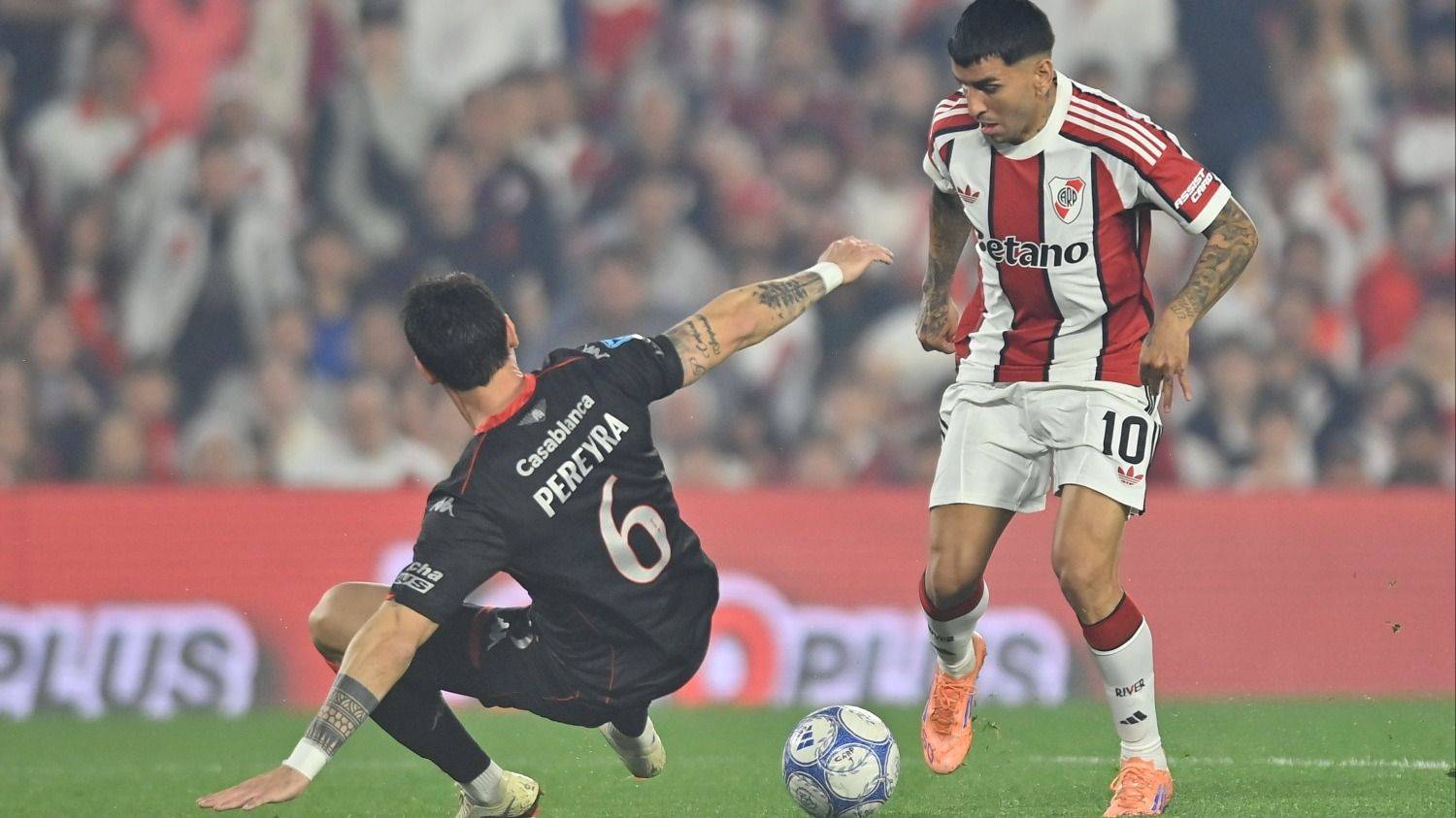 Chau racha: River perdió 2 a 1 ante Huracán en el Monumental