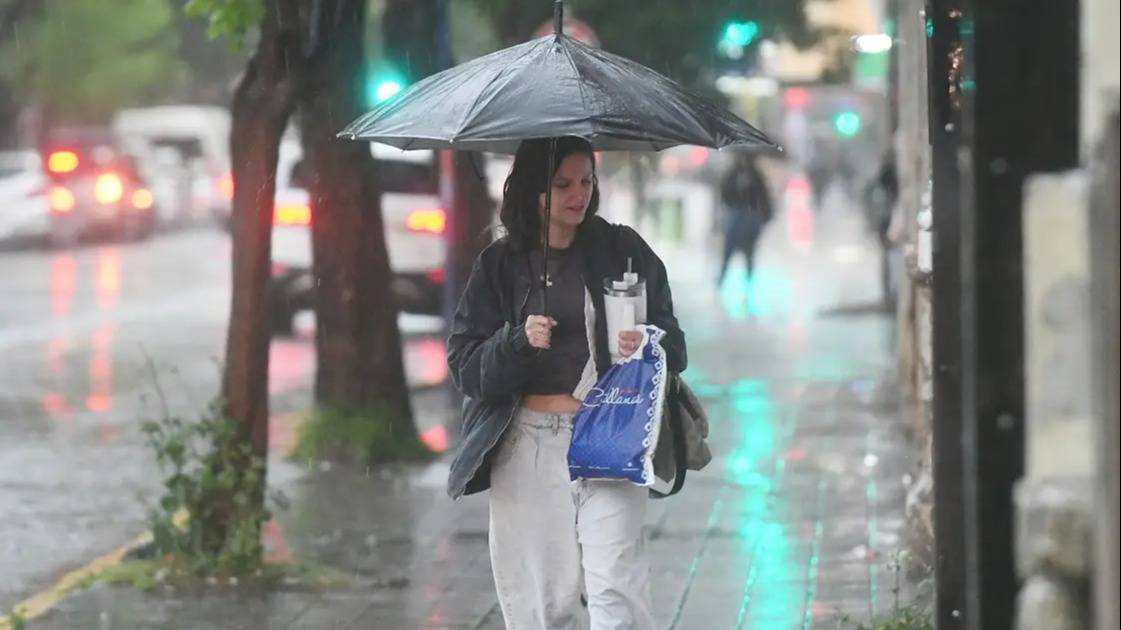 Doble alerta meteorológica: de la lluvia al viento