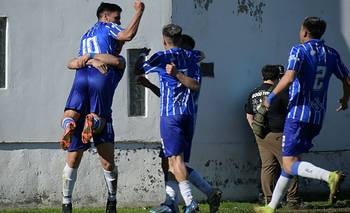 Con un buen arquero, el sueño es posible: La Armonía le ganó 1-0 a Sporting y salió del "infierno"