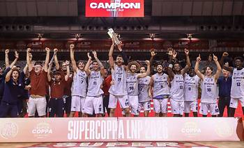Cividale, con Lucio Redivo, es bicampeón de la Supercopa LNP de Italia