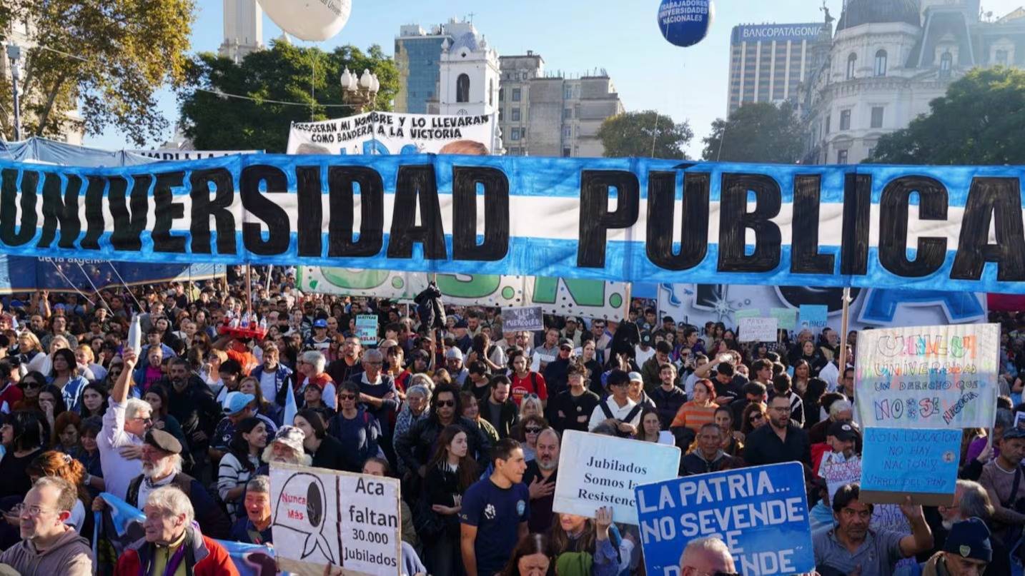 Financiamiento Universitario: la Justicia intimó al Gobierno a actualizar salarios y becas en 5 días