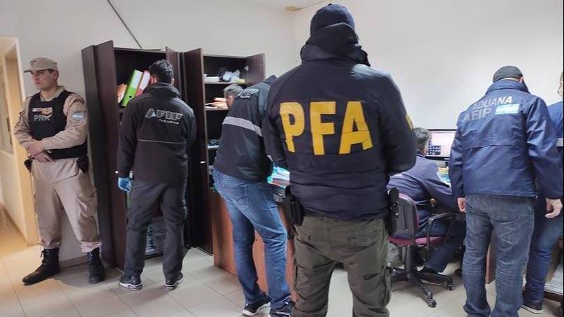 White: frenan la acción penal contra una pesquera china por contrabando