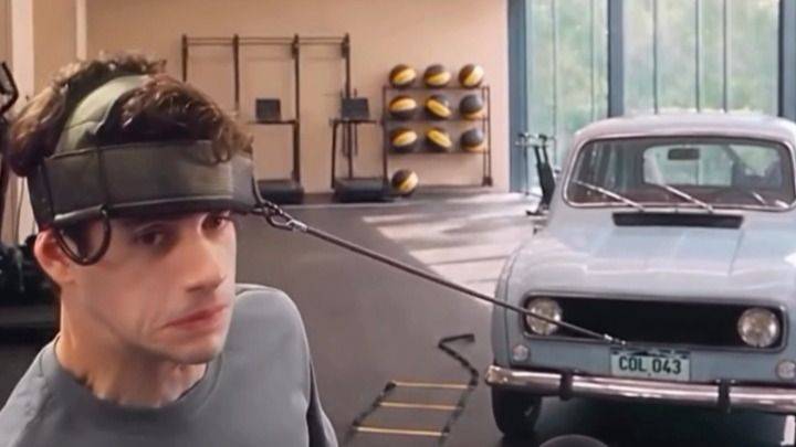 ¿Franco Colapinto mueve un auto con el cuello? La verdad detrás del insólito video viral