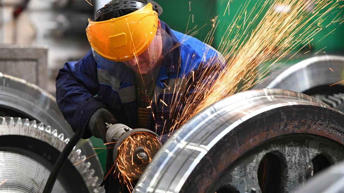 La economía cayó un 2,9% en julio, pero acumuló un alza del 1,7% en lo que va del año