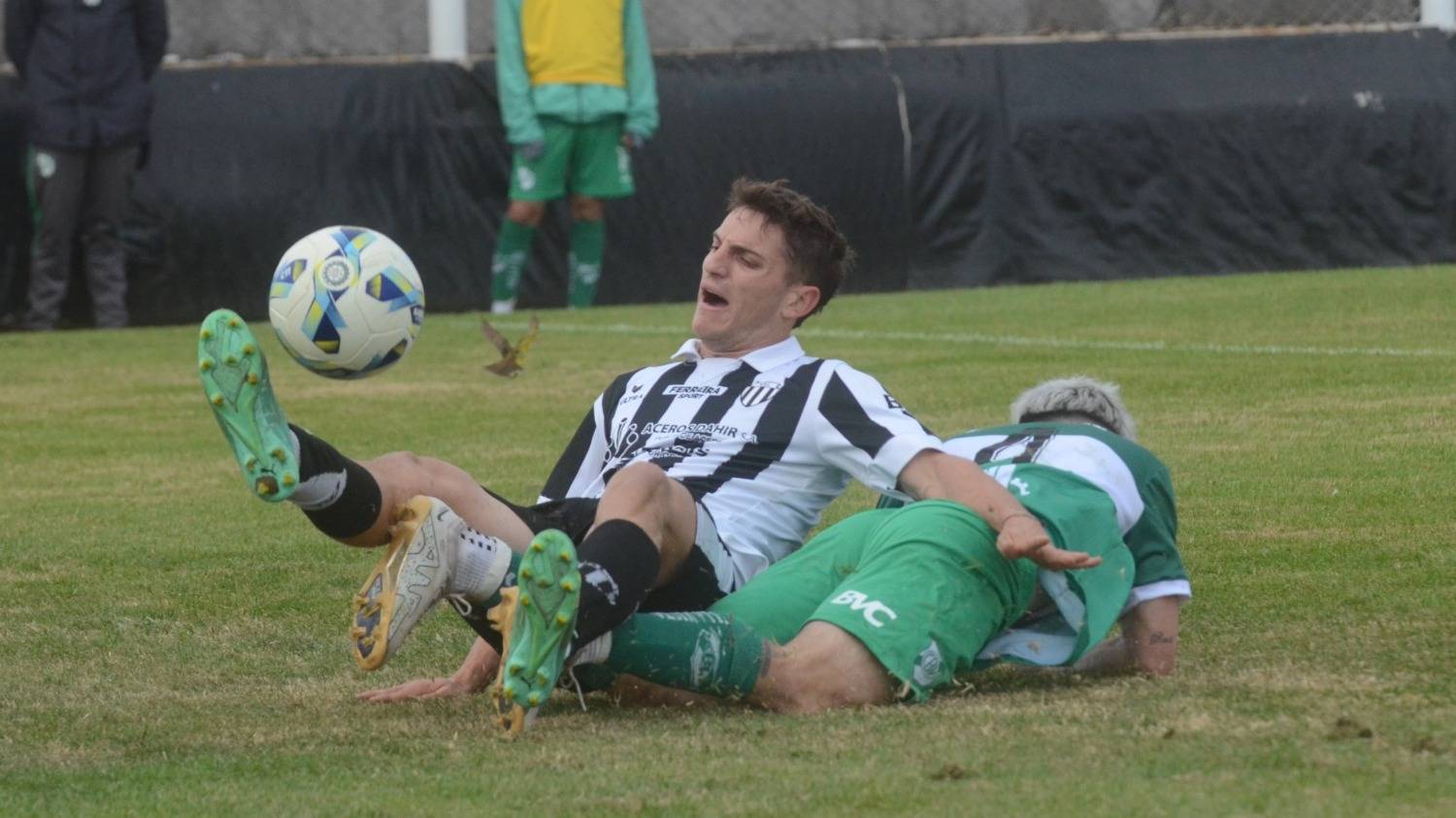 Clausura liguista: partidazo en la Avenida Alem y Rosario buscará la cima en calle Terrada