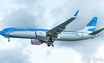 Habilitan a un fondo buitre a pedir embargos por la expropiación de Aerolíneas Argentinas