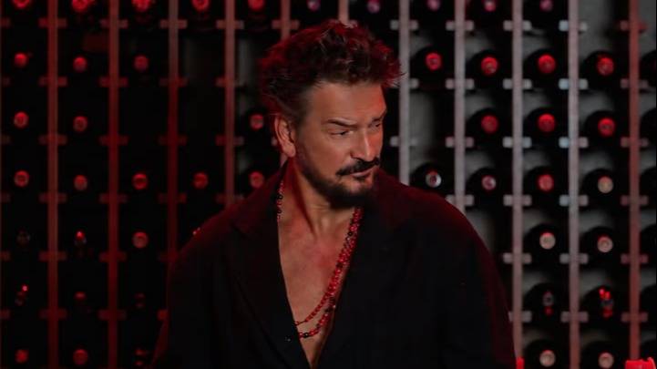 Ricardo Arjona anunció un adelanto de su próximo sencillo: "Amor Factura"