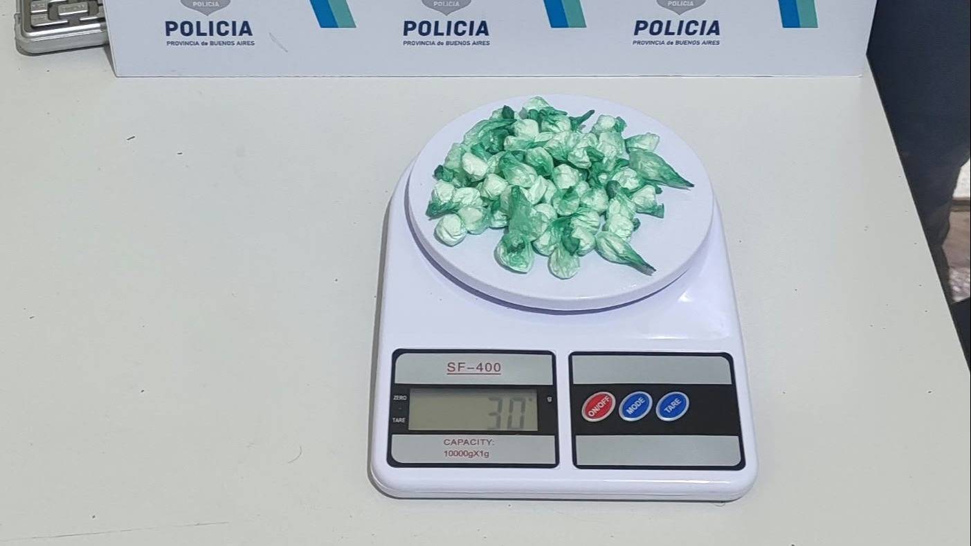 Tres personas aprehendidas tras un operativo policial
