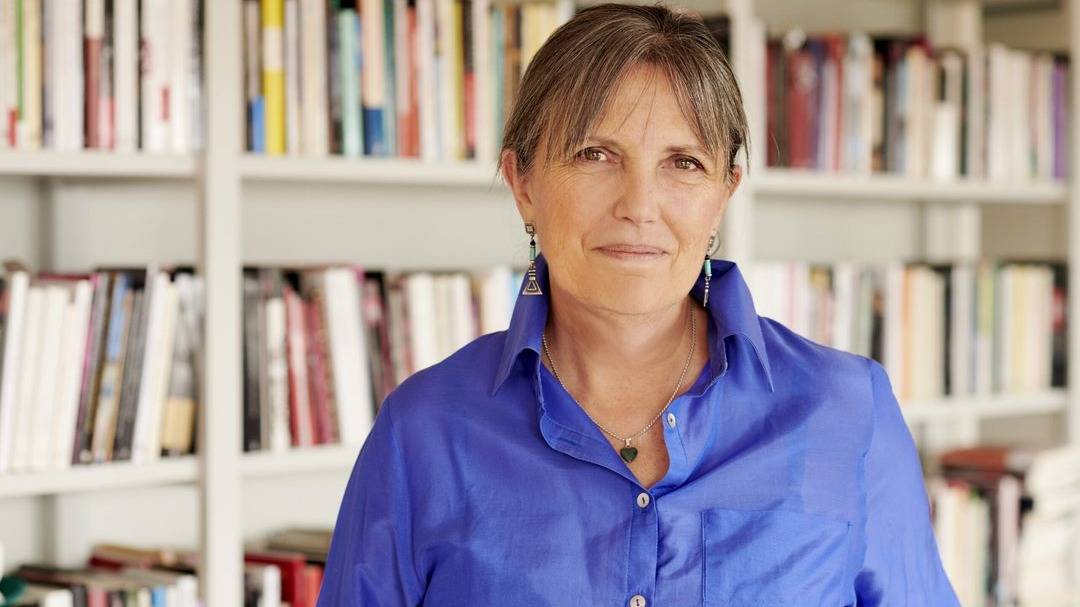 Claudia Piñeiro explora los silencios y las fracturas de la Argentina actual en El canto invisible