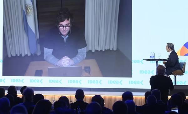 Coloquio de IDEA: Milei dijo que en 2027 habrá que elegir entre un país grande o uno miserable