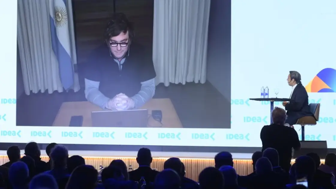 Coloquio de IDEA: Milei dijo que en 2027 habrá que elegir entre un “país grande o uno miserable” Coloquio de IDEA: Milei dijo que en 2027 habrá que elegir entre un “país grande o uno miserable”