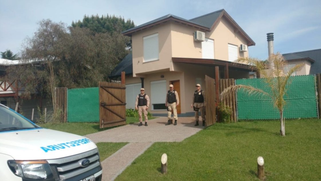 Buscan al narco más importante de la zona: 9 allanamientos en Bahía y Monte Hermoso