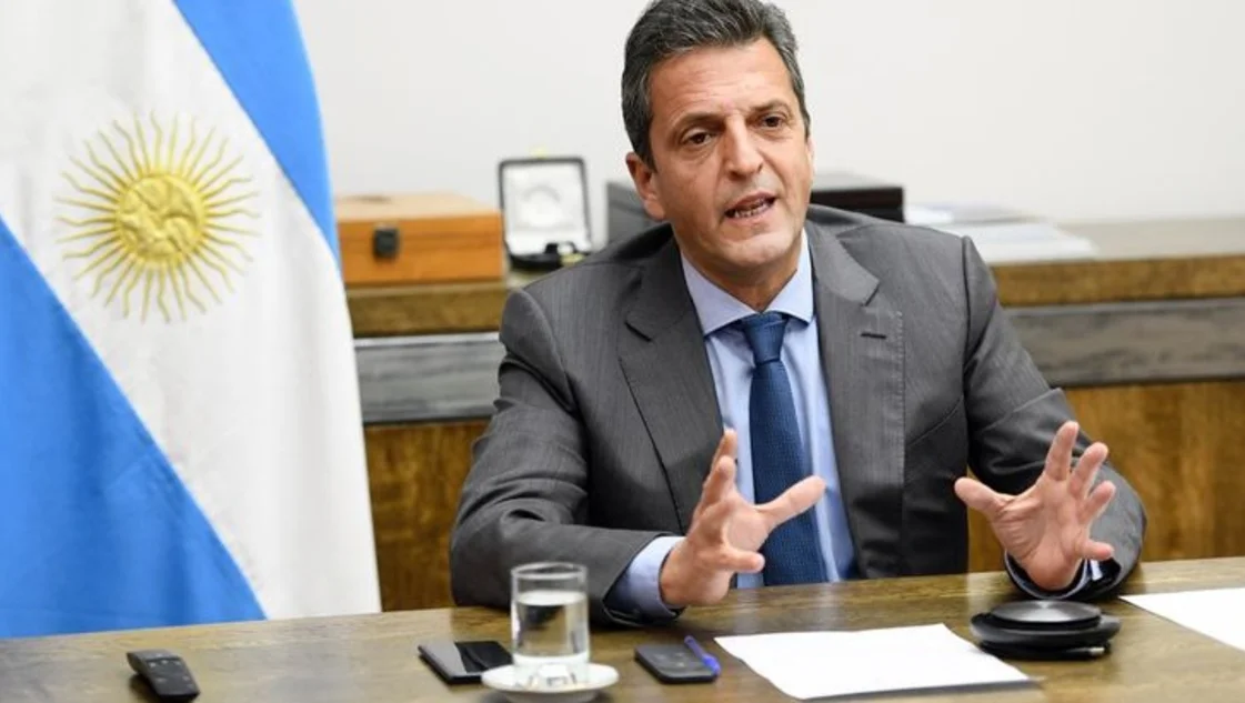 Massa: "Vamos a convocar a un acuerdo con la oposición, los empresarios y los trabajadores” Massa: "Vamos a convocar a un acuerdo con la oposición, los empresarios y los trabajadores”