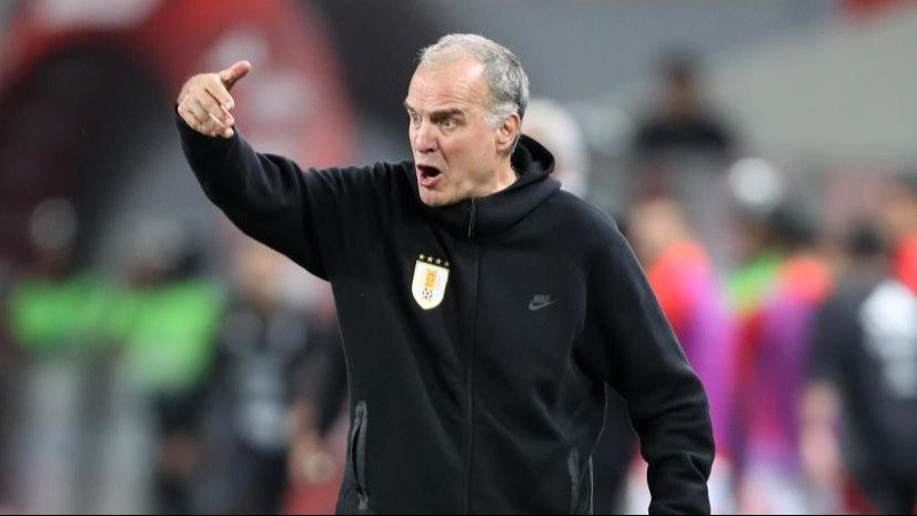 Bielsa habló de Suárez, tras la derrota de Uruguay: “Sé que mi autoridad queda, de algún modo, afectada”