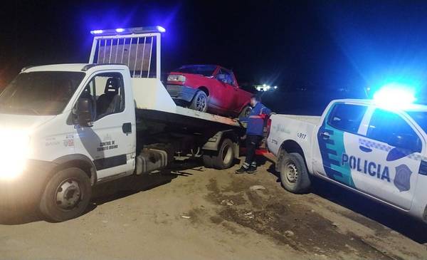 Pasó un semáforo en rojo y descubrieron que estaba alcoholizado - La Nueva