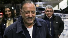 El gobernador riojano Quintela presentó su lista para disputarle la presidencia del PJ a Cristina
