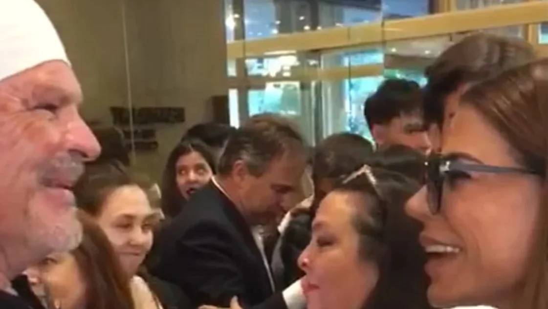 Con Zulemita y Alfa de invitados, militantes libertarios realizaron el primer acto de "La Carlos Menem" Con Zulemita y Alfa de invitados, militantes libertarios realizaron el primer acto de "La Carlos Menem"