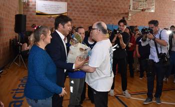 Kicillof oficializó la entrega de un terreno a CINDI