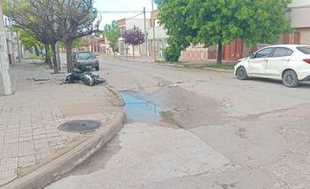 Una motociclista resultó herida en un choque con un auto