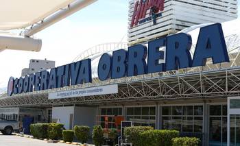 El Hiper de la Coope reabrirá tras la inundación: "La reconstrucción la hicimos entre todos"